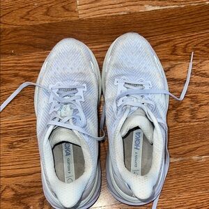 Hoka clifton 9 Running Shoes size 8